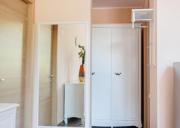 Bella شقة كونستانتا