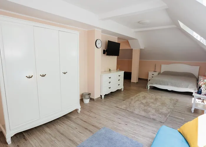 Bella * كونستانتا